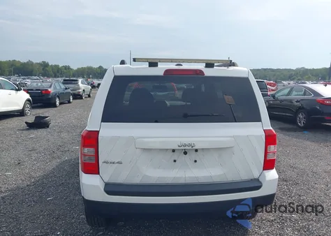 2016 Jeep Patriot Sport из США, поврежденный, VIN 1C4NJRBB8GD542438